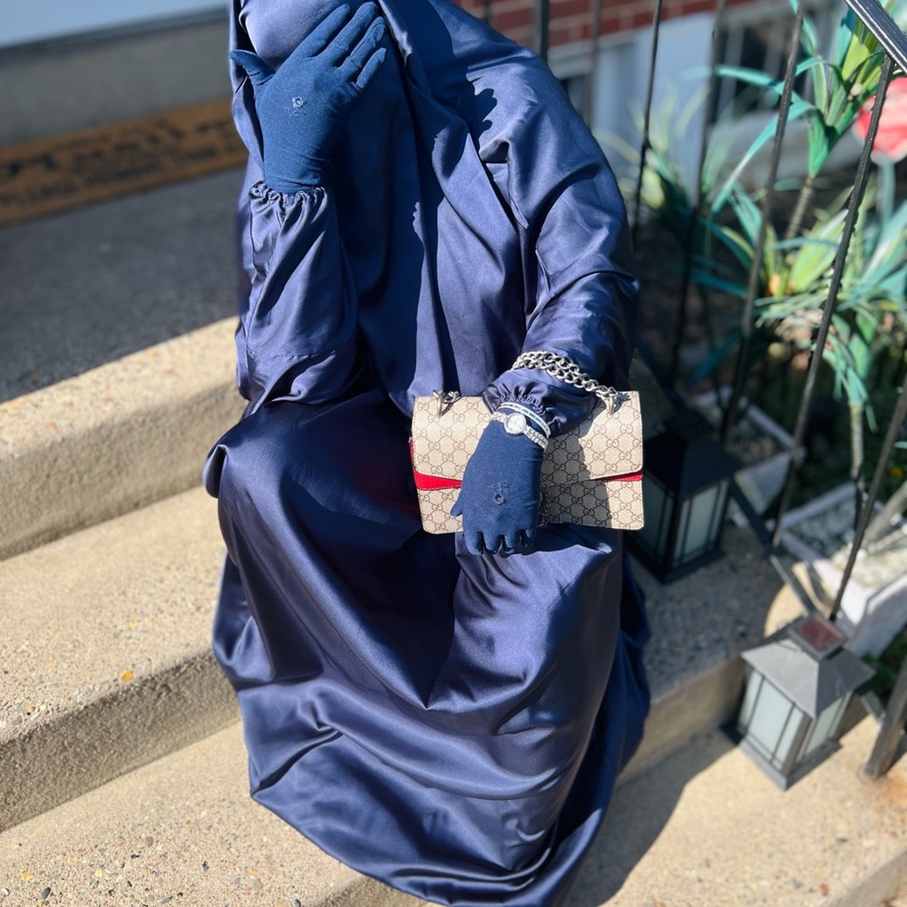 Navy Blue Satin Jilbab with attached Niqab w/scrunch elastic sleeves in black to